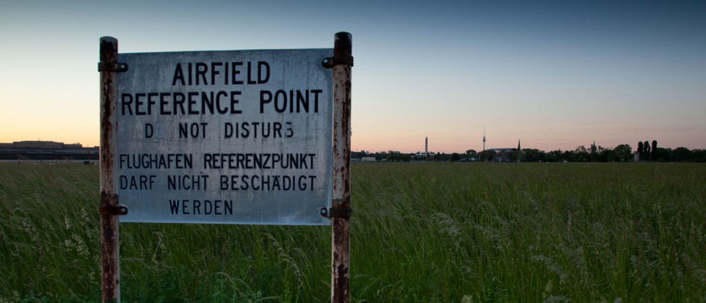 Blick auf das Flugfeld des Flughafen Berlin Tempelhof