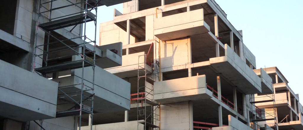 Jede Lücke wird in Berlin genutzt, um neue Wohnhäuser zu errichten.
